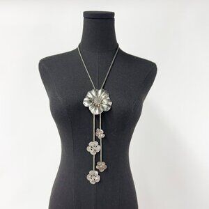 ONE OF A KIND FLORAL STATEMENT NECKLACE